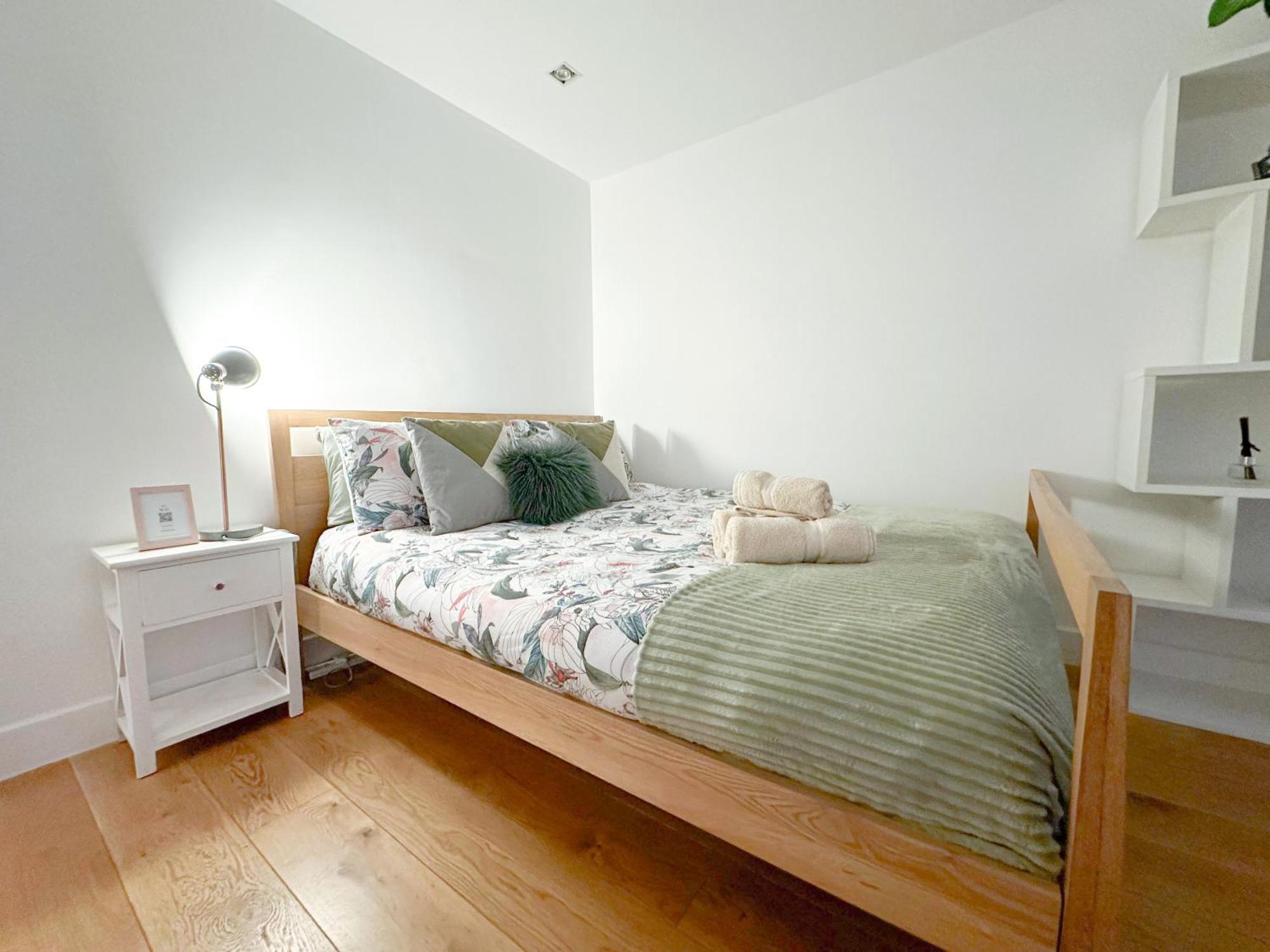 Chic 3 Bedroom Flat With Private Terrace In Holloway Near Finsbury Park Londra Esterno foto